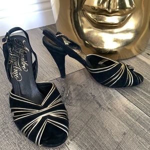 Gold detail sling back peep toe pumps